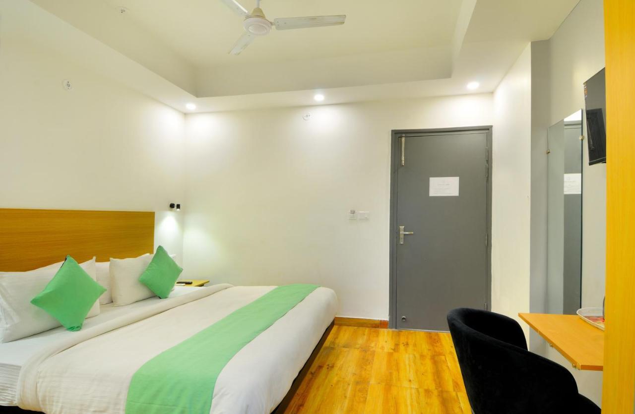 Hotel The Red York Ghaziabad Zewnętrze zdjęcie