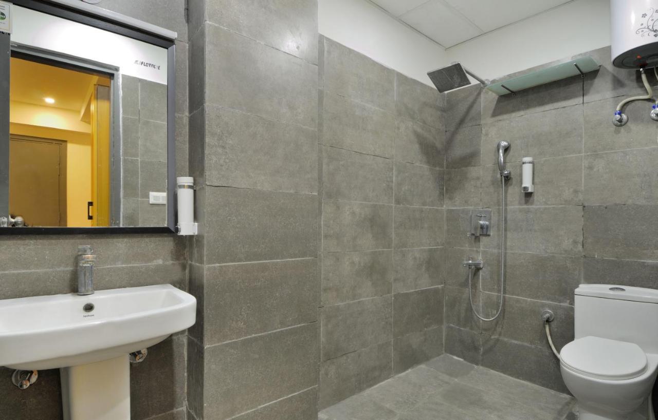 Hotel The Red York Ghaziabad Zewnętrze zdjęcie